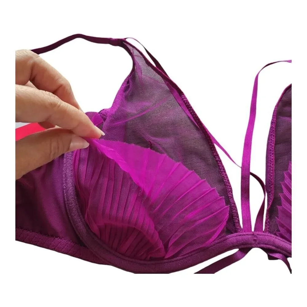 NWT $68 Passionata by Chantelle Charmeuse Underwire Bra Size 36D Sheer‎ Bow Sexy